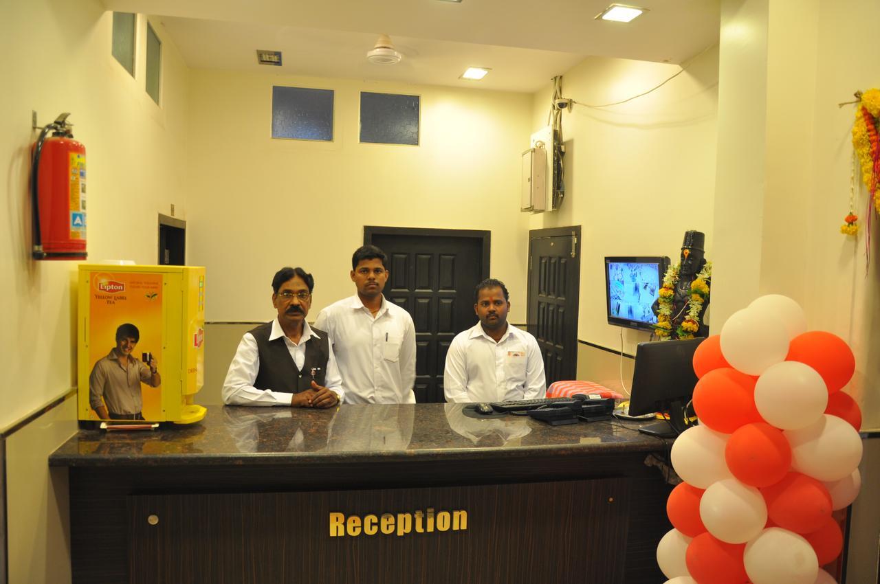 Vitthal Inn Pandharpur Luaran gambar